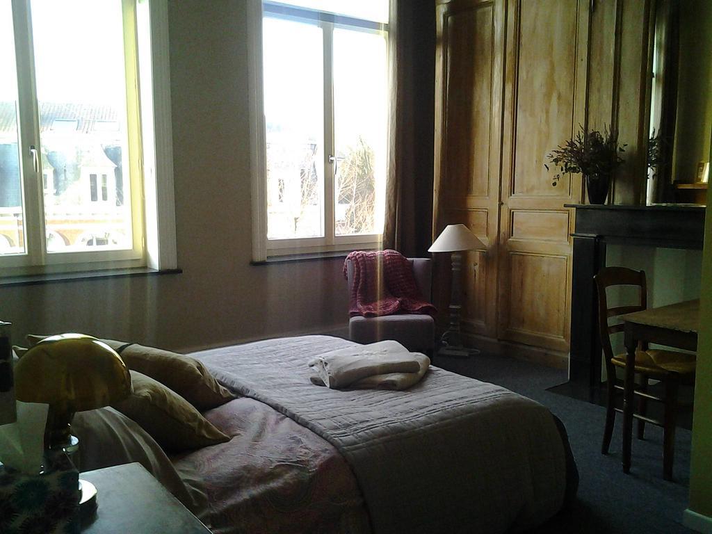 La-Lilloise Bed & Breakfast Лил Стая снимка